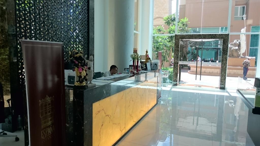 Atlantis Residence Pantai Jomtien Bagian luar foto