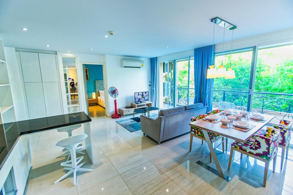 Atlantis Residence Pantai Jomtien Bagian luar foto