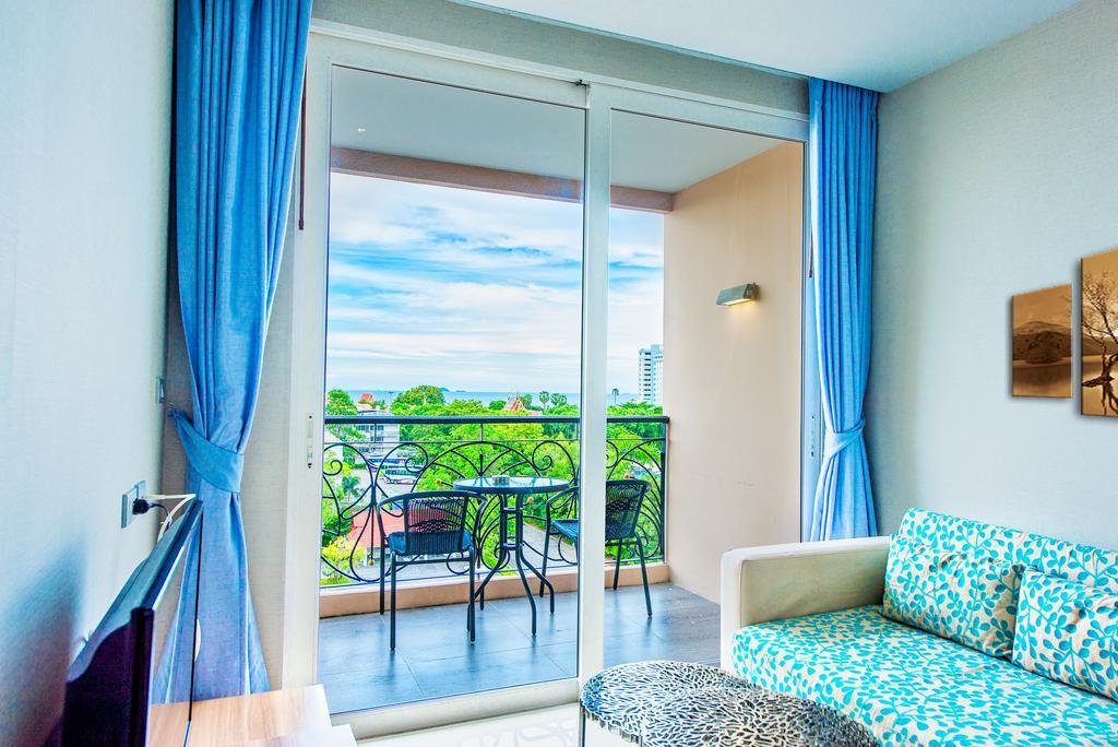 Atlantis Residence Pantai Jomtien Bagian luar foto