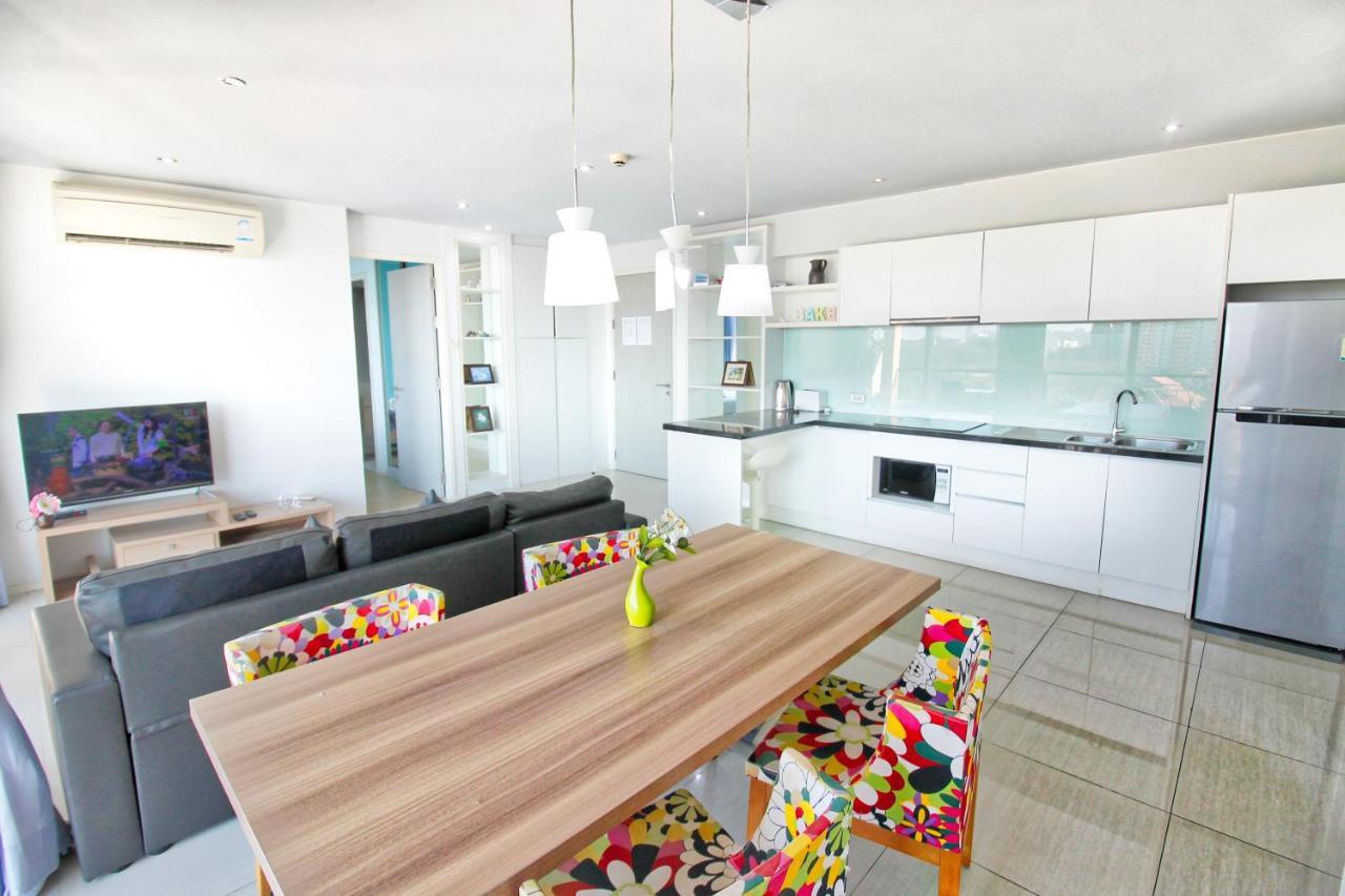 Atlantis Residence Pantai Jomtien Bagian luar foto